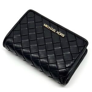 Michael Kors Medium Quilted Bifold Zip Chain Wallet Black